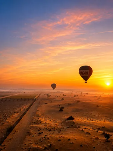 Hajar Mountains visible from a Dubai hot air balloon